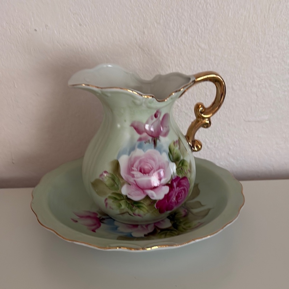 Floral Bone China Pitcher and Basin Set with Gold Trim